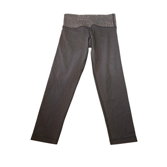 Vuori Pants - Vuori Womens Striped Cropped Leggings Gray Dotted‎ Waistband Athletic Tights